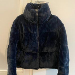 APPARIS Billie Faux Fur Coat (Small, Navy) - With Tags!